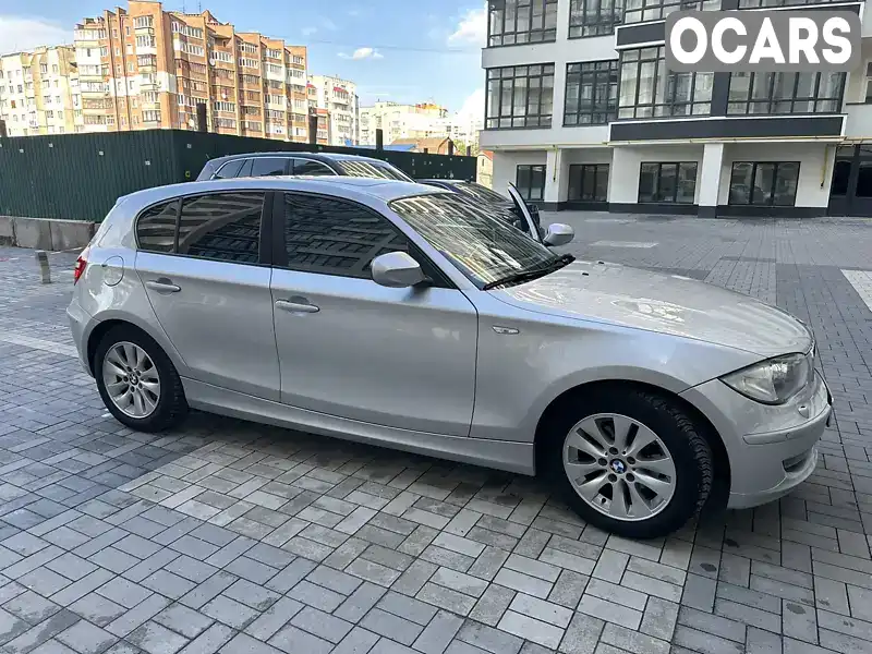 Хэтчбек BMW 1 Series 2009 2 л. Автомат обл. Хмельницкая, Хмельницкий - Фото 1/10