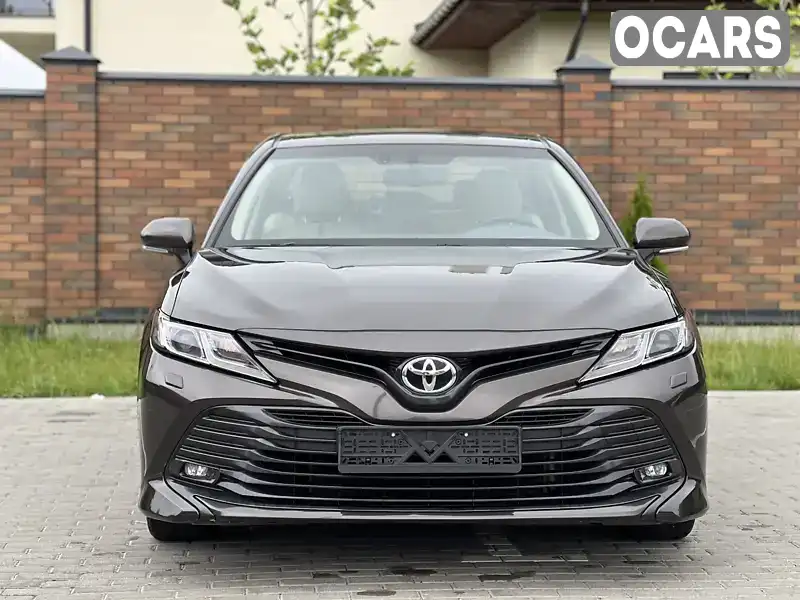 Седан Toyota Camry 2020 2.5 л. Автомат обл. Вінницька, Вінниця - Фото 1/3