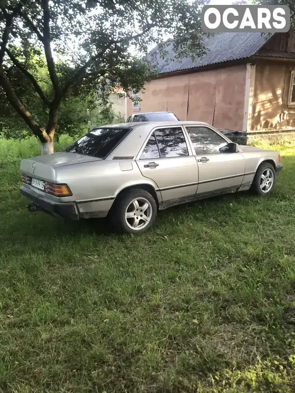 Седан Mercedes-Benz 190 1986 2 л. Ручна / Механіка обл. Рівненська, Рівне - Фото 1/9