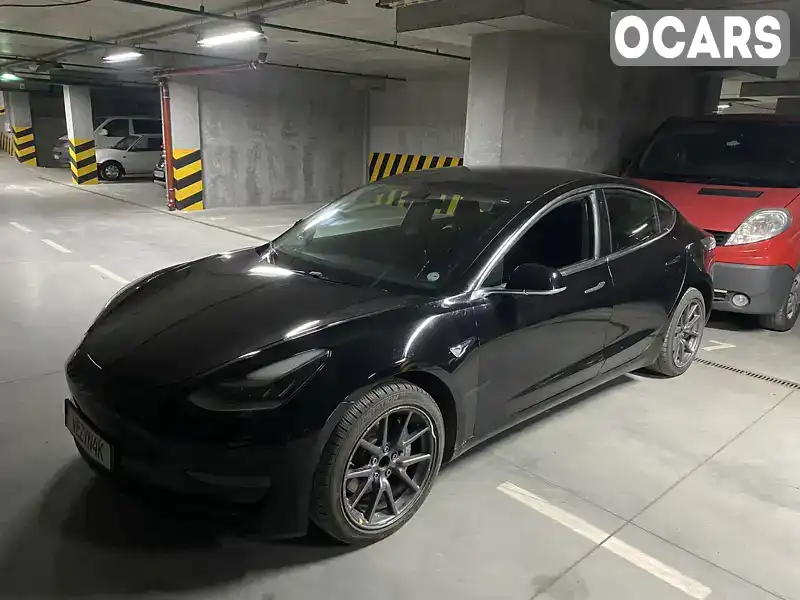 Седан Tesla Model 3 2018 null_content л. Автомат обл. Київська, Київ - Фото 1/11