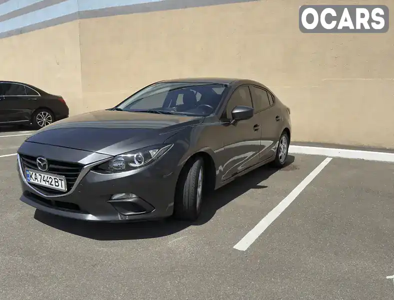 Седан Mazda 3 2015 2 л. Автомат обл. Київська, Київ - Фото 1/21