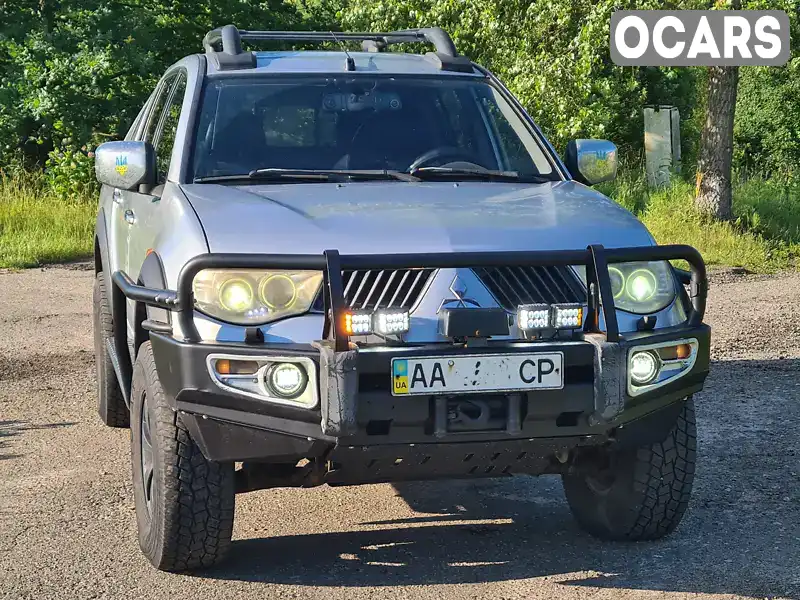 Пикап Mitsubishi L 200 2008 2.48 л. Автомат обл. Киевская, Киев - Фото 1/7