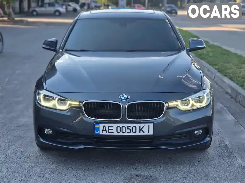 Седан BMW 3 Series 2018 2 л. Автомат обл. Дніпропетровська, Дніпро (Дніпропетровськ) - Фото 1/21