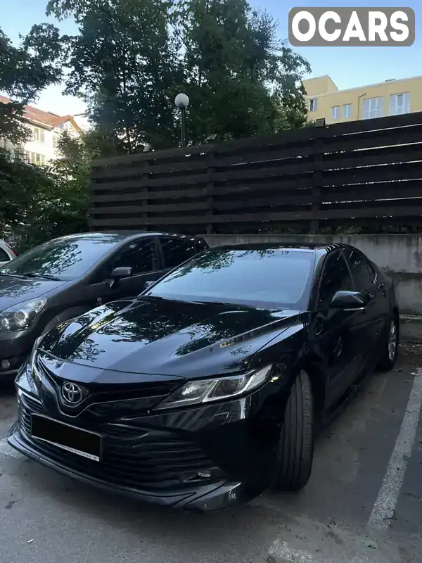 Седан Toyota Camry 2019 2.49 л. Автомат обл. Киевская, Киев - Фото 1/10