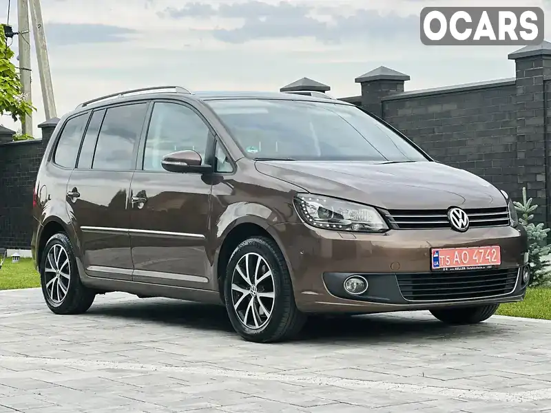 Минивэн Volkswagen Touran 2011 2 л. Ручная / Механика обл. Волынская, Луцк - Фото 1/21