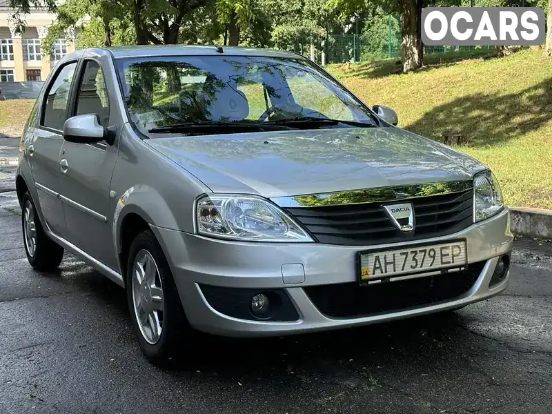 Седан Dacia Logan 2009 1.6 л. Ручная / Механика обл. Донецкая, Краматорск - Фото 1/21