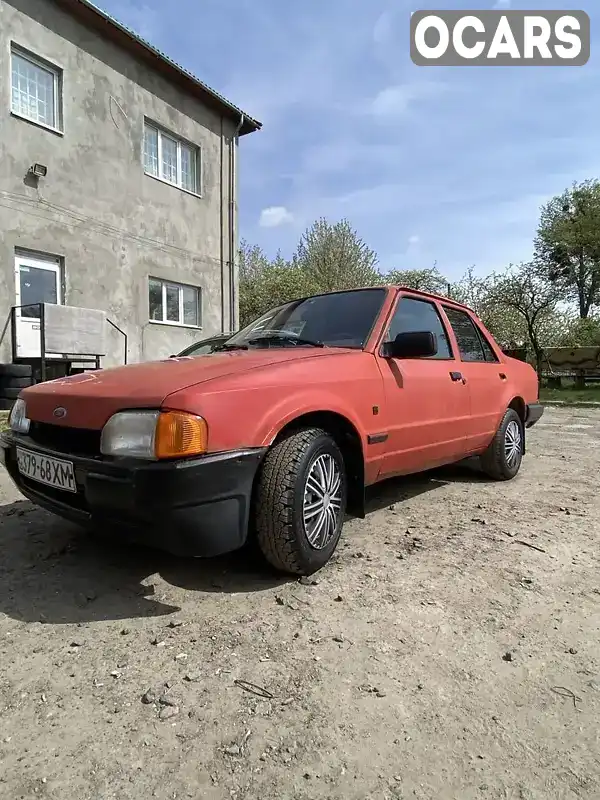 Седан Ford Orion 1987 1.6 л. Ручна / Механіка обл. Львівська, Радехів - Фото 1/4