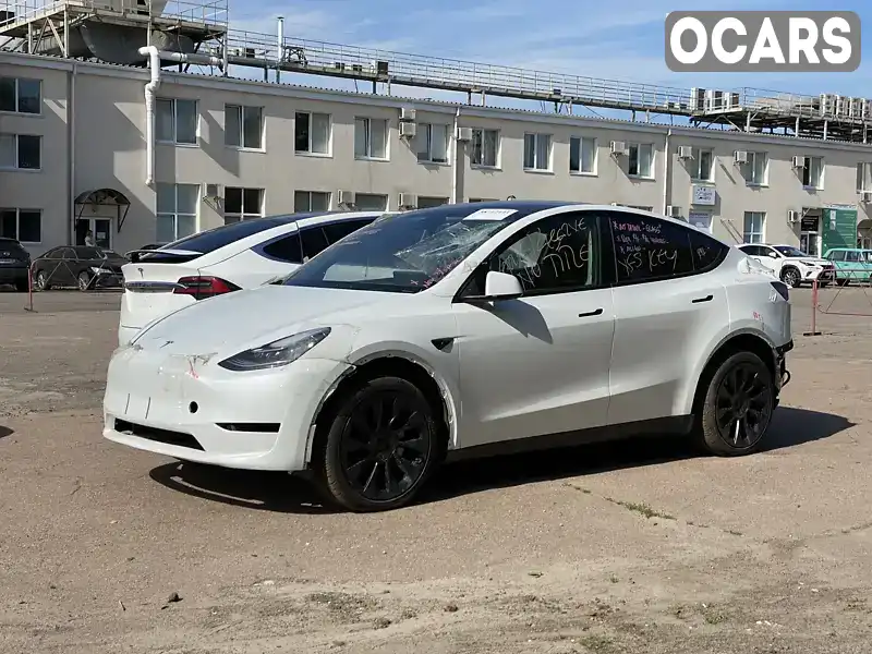 Внедорожник / Кроссовер Tesla Model Y 2023 null_content л. обл. Киевская, Киев - Фото 1/18