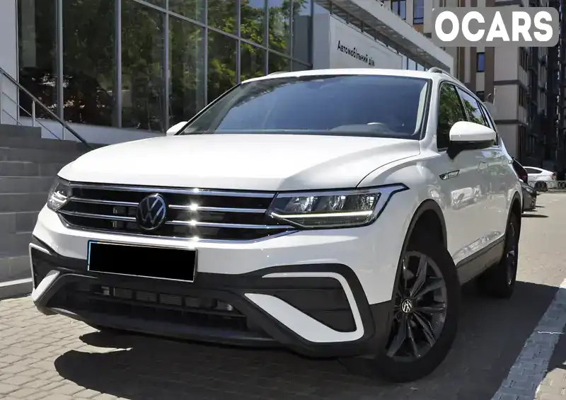 Внедорожник / Кроссовер Volkswagen Tiguan 2021 2 л. Автомат обл. Одесская, Одесса - Фото 1/21