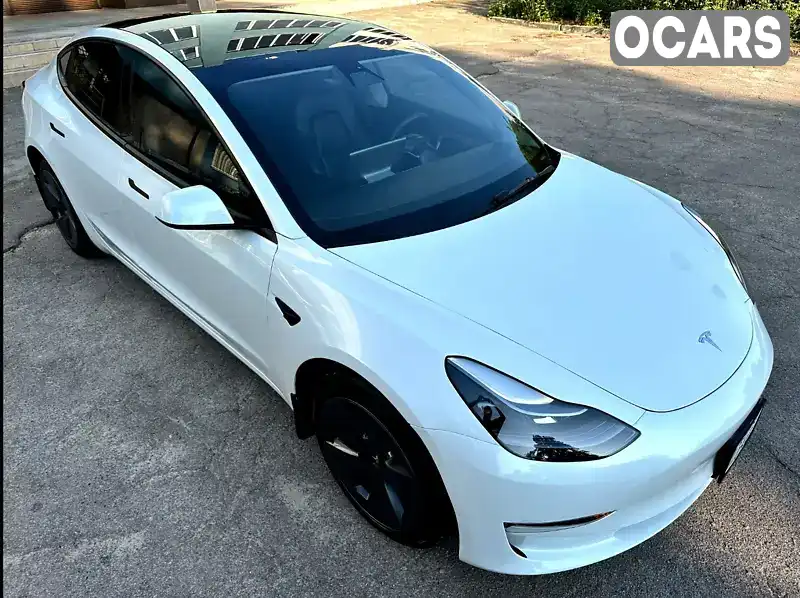 Седан Tesla Model 3 2023 null_content л. Автомат обл. Дніпропетровська, Дніпро (Дніпропетровськ) - Фото 1/21