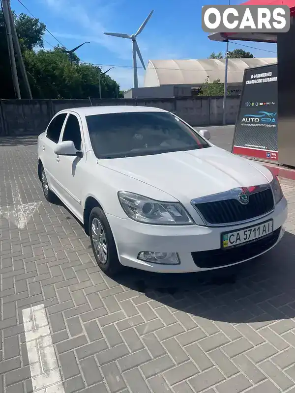 Ліфтбек Skoda Octavia 2011 1.6 л. Ручна / Механіка обл. Київська, Бориспіль - Фото 1/21