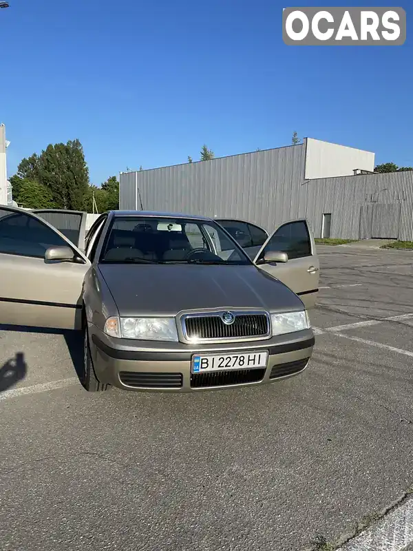 Ліфтбек Skoda Octavia 2004 1.6 л. Ручна / Механіка обл. Полтавська, Гадяч - Фото 1/21