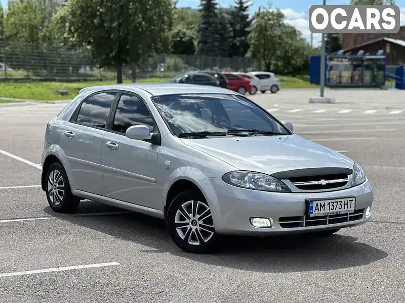 Хэтчбек Chevrolet Lacetti 2008 1.6 л. Ручная / Механика обл. Житомирская, Житомир - Фото 1/21