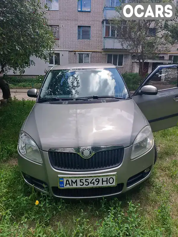 Хэтчбек Skoda Fabia 2007 1.4 л. Ручная / Механика обл. Житомирская, Коростень - Фото 1/11