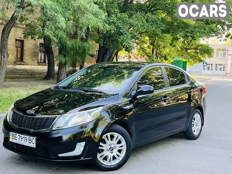 Седан Kia Rio 2012 1.6 л. Автомат обл. Миколаївська, Миколаїв - Фото 1/21