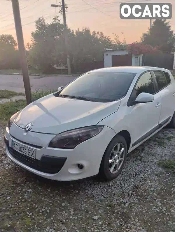 Хетчбек Renault Megane 2009 1.6 л. Ручна / Механіка обл. Чернігівська, Прилуки - Фото 1/13