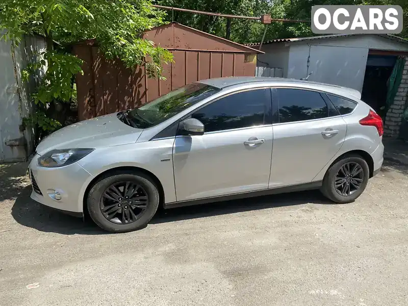 Хэтчбек Ford Focus 2011 2 л. Робот обл. Запорожская, Запорожье - Фото 1/8