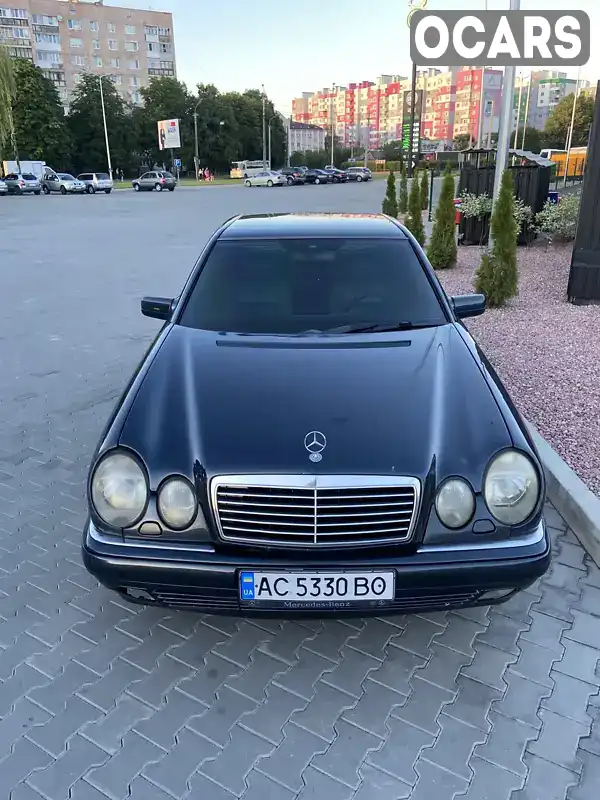 Седан Mercedes-Benz E-Class 1998 2 л. Автомат обл. Волинська, Луцьк - Фото 1/15