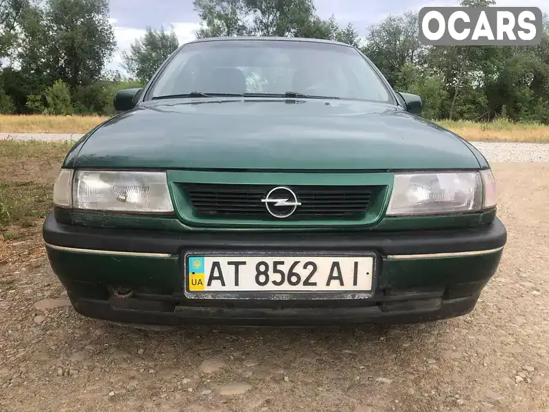 Седан Opel Vectra 1989 2 л. Ручная / Механика обл. Ивано-Франковская, Ивано-Франковск - Фото 1/10