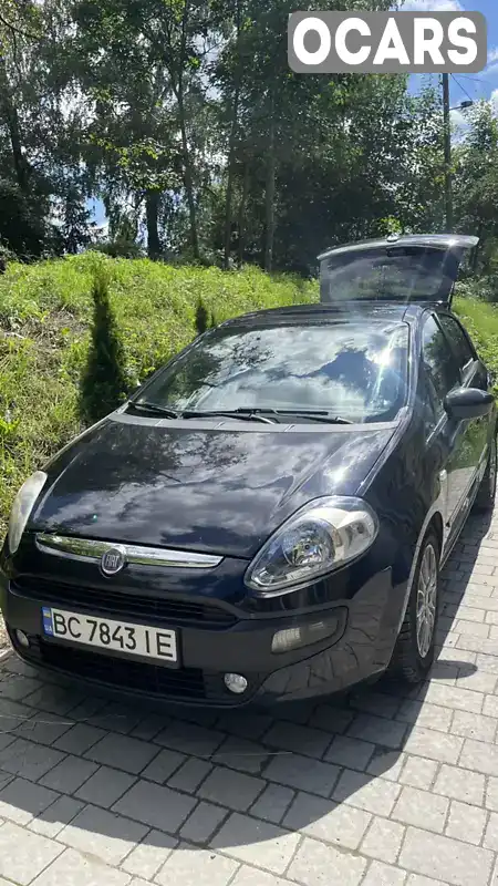 Хетчбек Fiat Grande Punto 2011 1.3 л. Ручна / Механіка обл. Львівська, Борислав - Фото 1/19