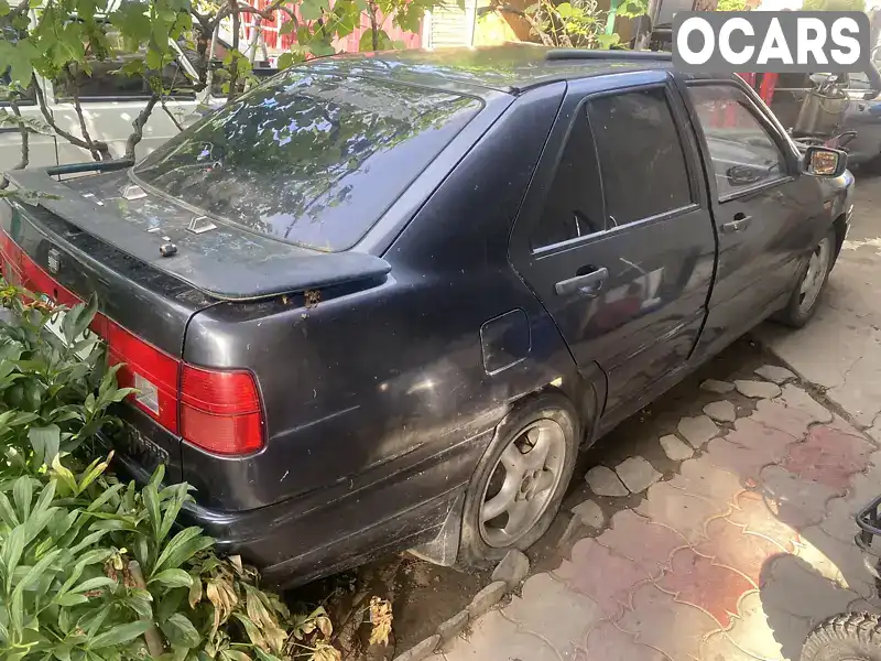 Седан SEAT Toledo 1998 1.8 л. Ручная / Механика обл. Закарпатская, Мукачево - Фото 1/4