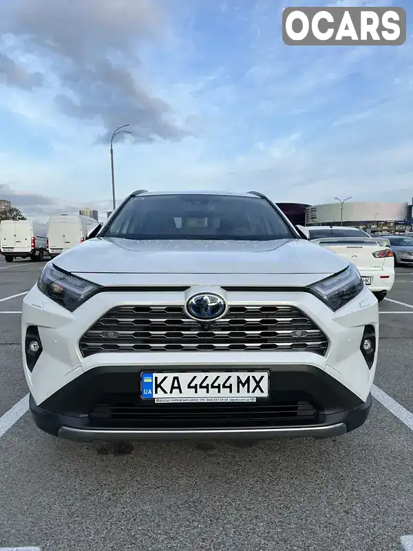 Позашляховик / Кросовер Toyota RAV4 2023 2.49 л. Варіатор обл. Київська, Київ - Фото 1/22