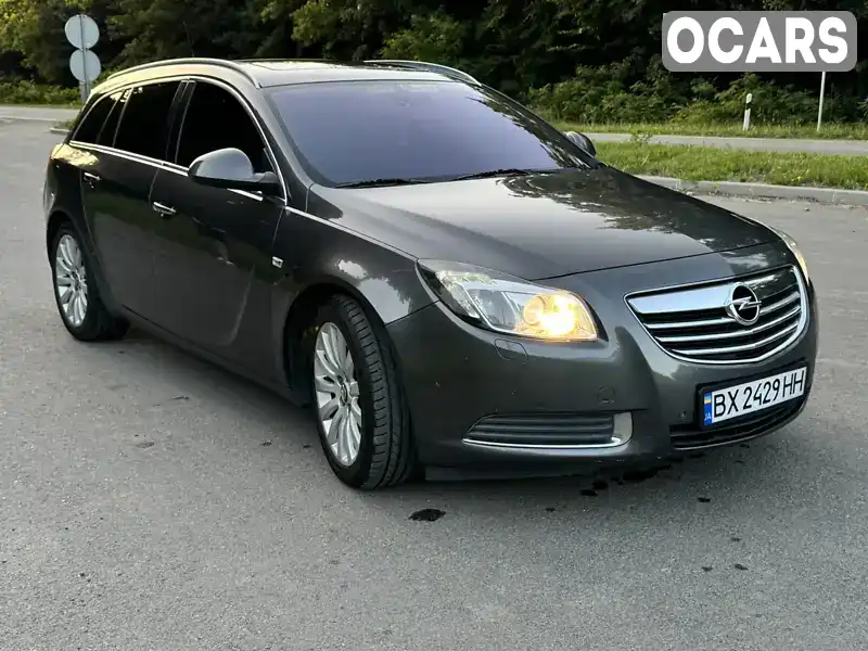 Универсал Opel Insignia 2010 2 л. Ручная / Механика обл. Хмельницкая, Хмельницкий - Фото 1/21