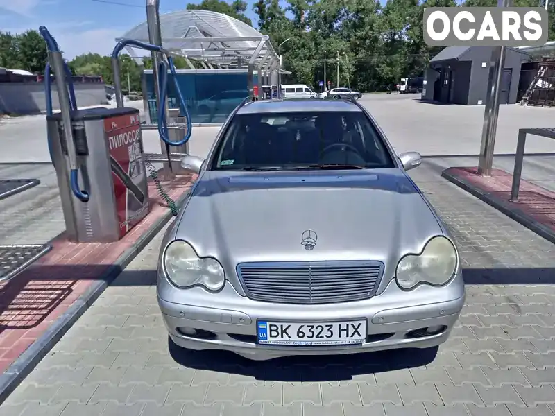 Универсал Mercedes-Benz C-Class 2003 2.2 л. Ручная / Механика обл. Ровенская, Ровно - Фото 1/16