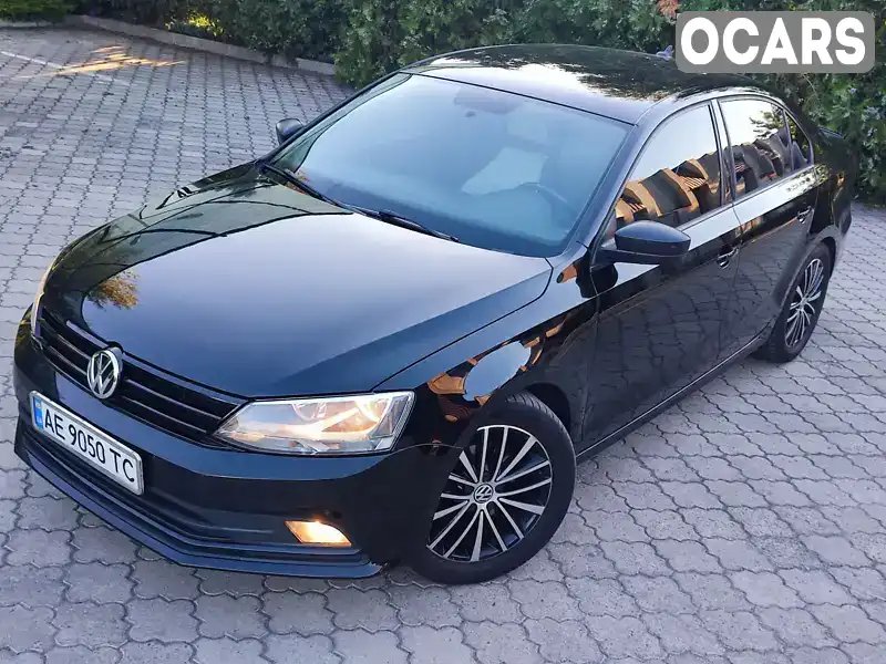 Седан Volkswagen Jetta 2015 1.8 л. Автомат обл. Дніпропетровська, Павлоград - Фото 1/21