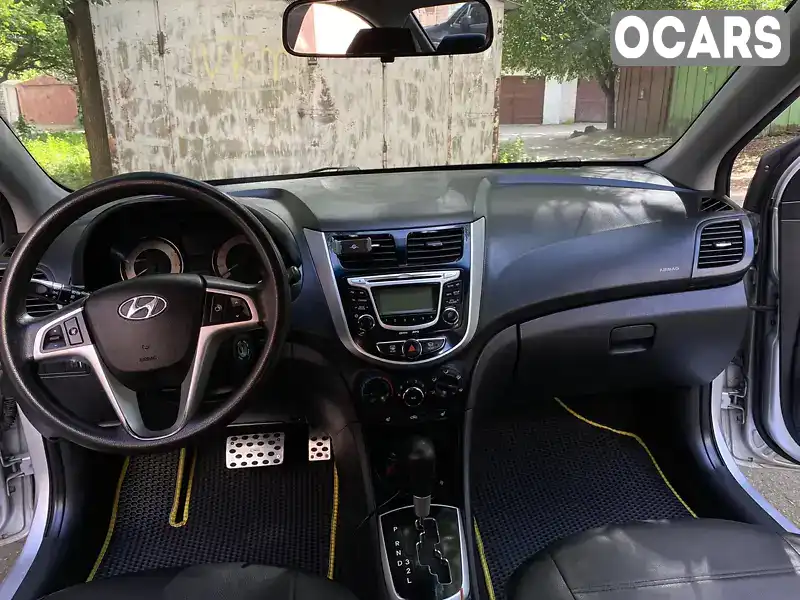 Седан Hyundai Accent 2011 1.4 л. Автомат обл. Черкаська, Умань - Фото 1/20