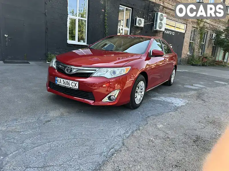 Седан Toyota Camry 2013 2.5 л. Автомат обл. Київська, Київ - Фото 1/21