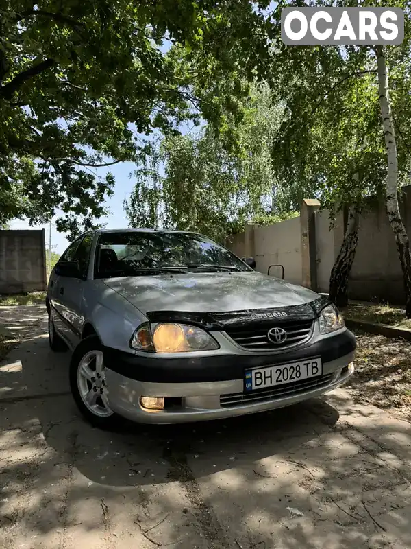 Седан Toyota Avensis 2002 2 л. Ручна / Механіка обл. Одеська, Одеса - Фото 1/21