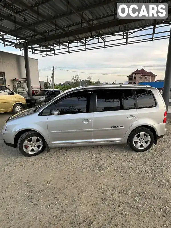 Мінівен Volkswagen Touran 2003 1.9 л. Ручна / Механіка обл. Чернівецька, Чернівці - Фото 1/4