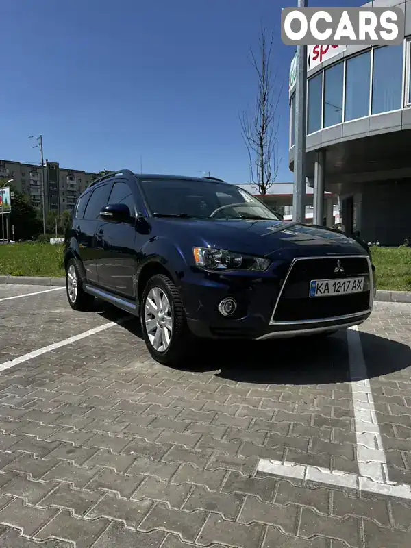 Внедорожник / Кроссовер Mitsubishi Outlander 2013 2.36 л. Автомат обл. Киевская, Киев - Фото 1/21