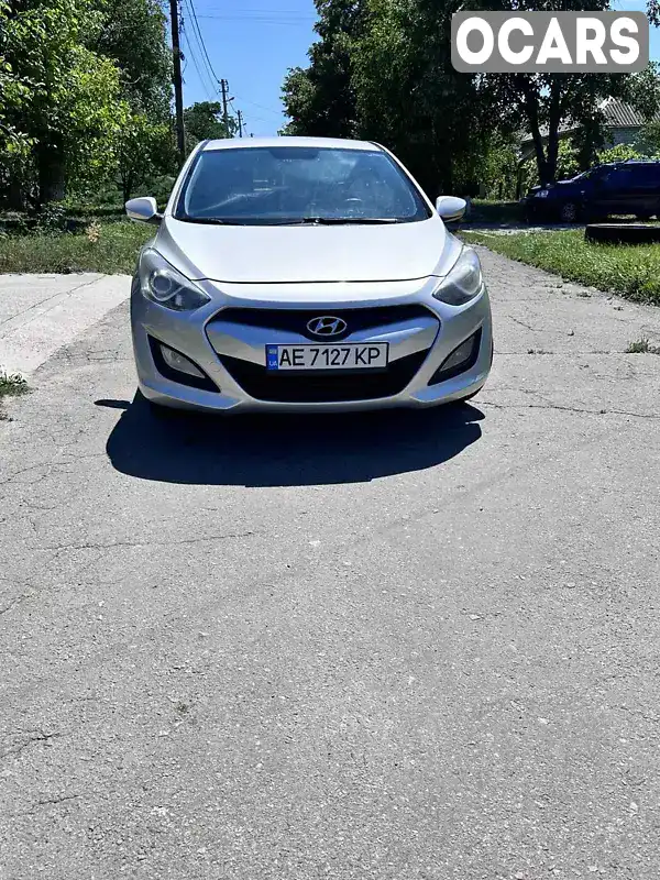 Хэтчбек Hyundai i30 2012 1.59 л. Ручная / Механика обл. Днепропетровская, Днепр (Днепропетровск) - Фото 1/13