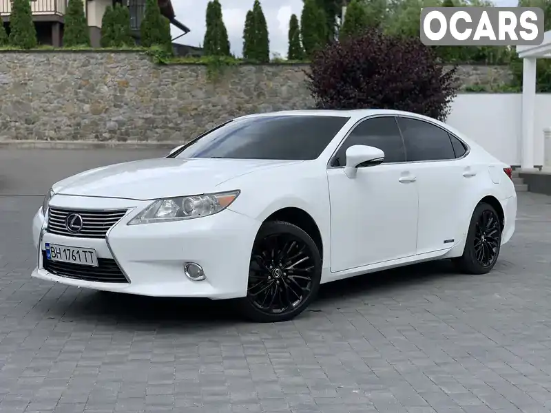 Седан Lexus ES 2012 2.5 л. Автомат обл. Винницкая, Винница - Фото 1/21