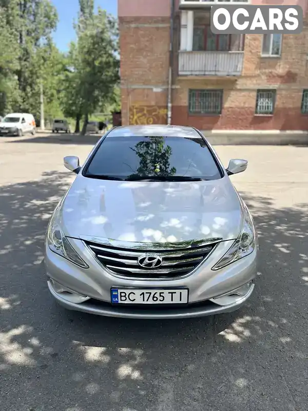 Седан Hyundai Sonata 2013 2 л. Автомат обл. Николаевская, Николаев - Фото 1/17