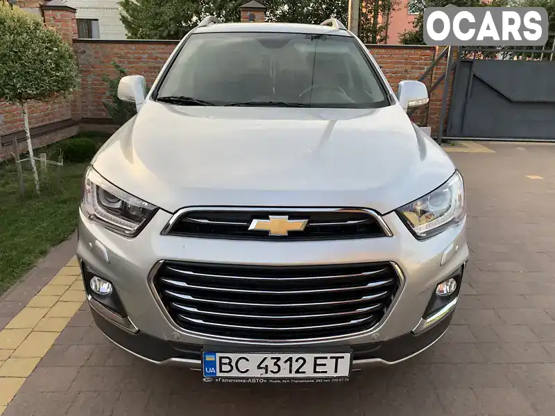 Внедорожник / Кроссовер Chevrolet Captiva 2016 2.23 л. Автомат обл. Львовская, location.city.nadychi - Фото 1/12