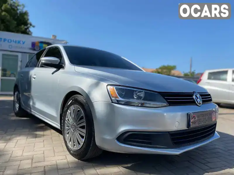 Седан Volkswagen Jetta 2012 2.5 л. Автомат обл. Днепропетровская, Кривой Рог - Фото 1/20