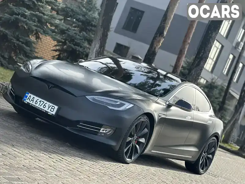 Ліфтбек Tesla Model S 2016 null_content л. обл. Київська, Київ - Фото 1/21