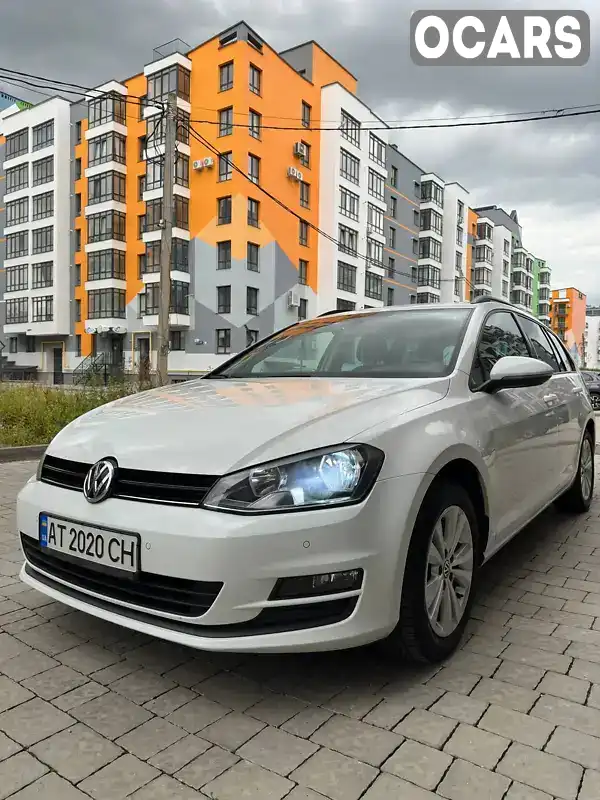 Универсал Volkswagen Golf 2016 1.6 л. Автомат обл. Ивано-Франковская, Ивано-Франковск - Фото 1/21