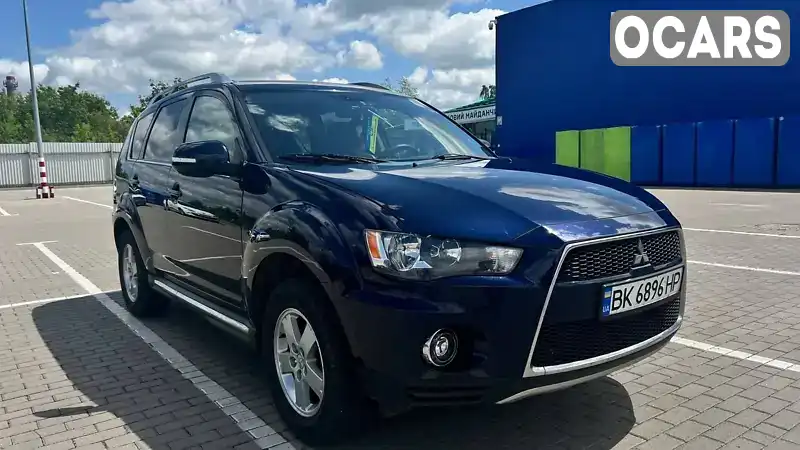 Внедорожник / Кроссовер Mitsubishi Outlander 2010 2 л. Ручная / Механика обл. Ровенская, Дубно - Фото 1/21