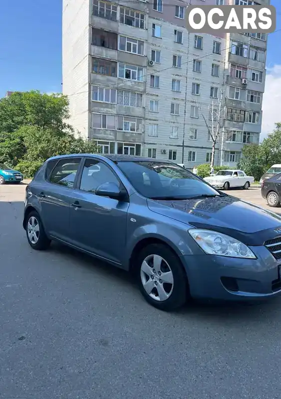 Хетчбек Kia Ceed 2009 1.6 л. Ручна / Механіка обл. Сумська, Суми - Фото 1/19