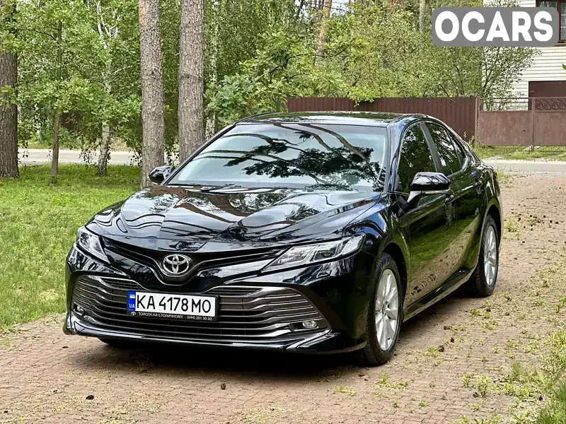 Седан Toyota Camry 2020 2.49 л. Автомат обл. Киевская, Киев - Фото 1/21