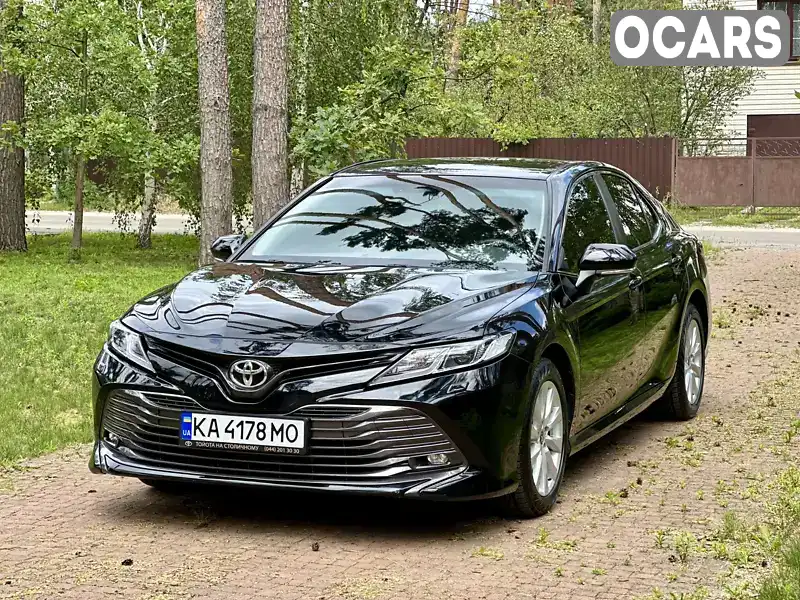 Седан Toyota Camry 2020 2.49 л. Автомат обл. Київська, Київ - Фото 1/21