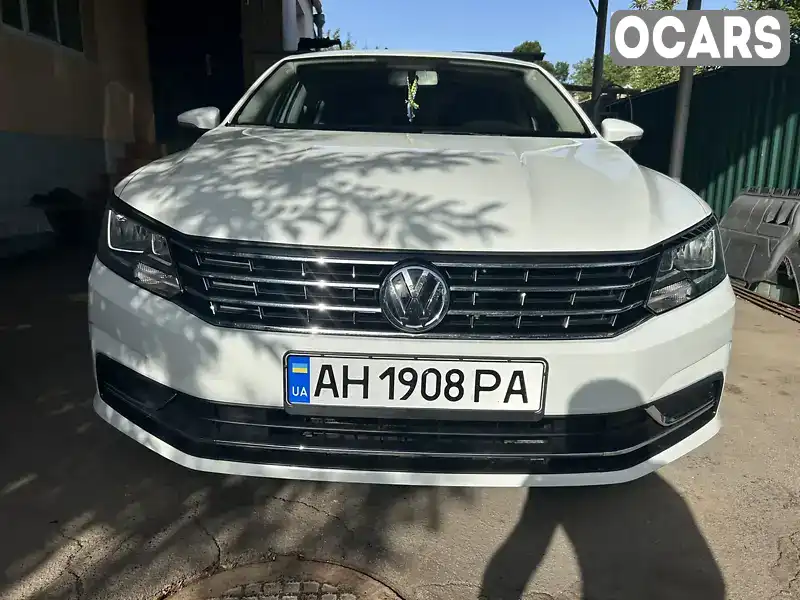 Седан Volkswagen Passat 2015 1.8 л. Автомат обл. Донецька, Дружківка - Фото 1/21