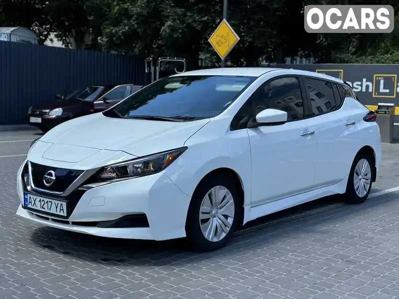 Хетчбек Nissan Leaf 2020 null_content л. обл. Харківська, Харків - Фото 1/17