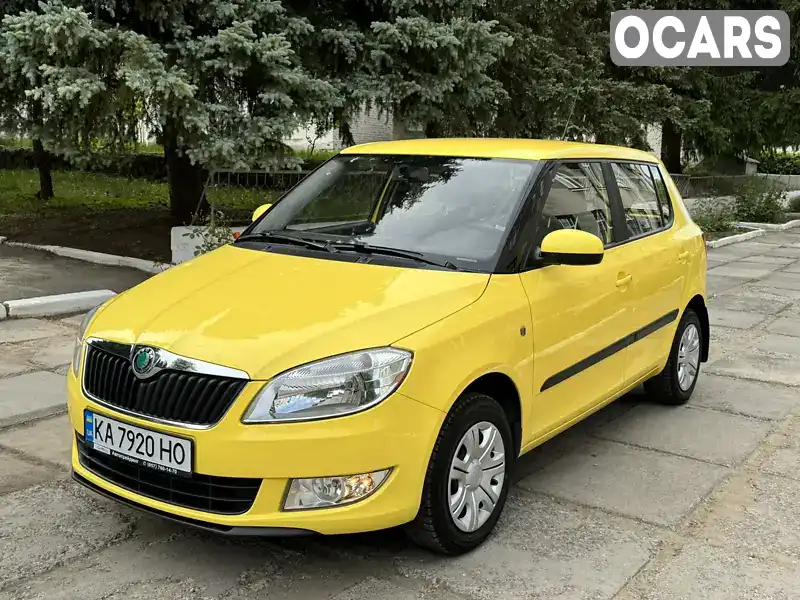 Хэтчбек Skoda Fabia 2011 1.4 л. Ручная / Механика обл. Винницкая, Тульчин - Фото 1/21