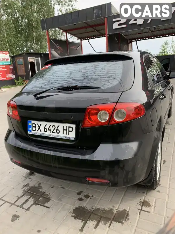 Хэтчбек Chevrolet Lacetti 2008 1.6 л. Ручная / Механика обл. Хмельницкая, Нетешин - Фото 1/11