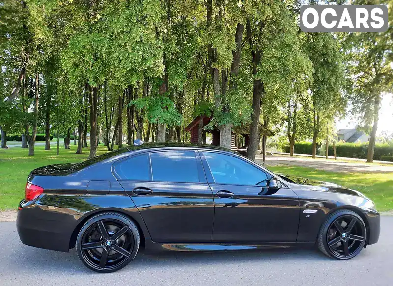 Седан BMW 5 Series 2014 3 л. Автомат обл. Рівненська, Рівне - Фото 1/11